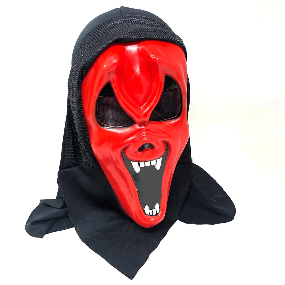Fun World Red Vampire Devil Mask Ghostface Scream Easter Unlimited 9217